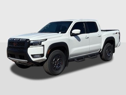 2025 Nissan Frontier PRO-4X Truck Crew Cab