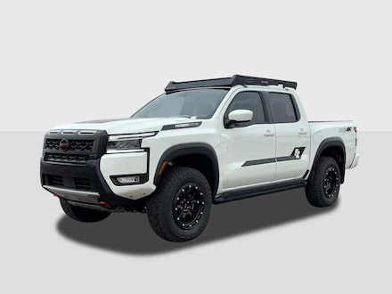 2025 Nissan Frontier PRO-4X Truck Crew Cab