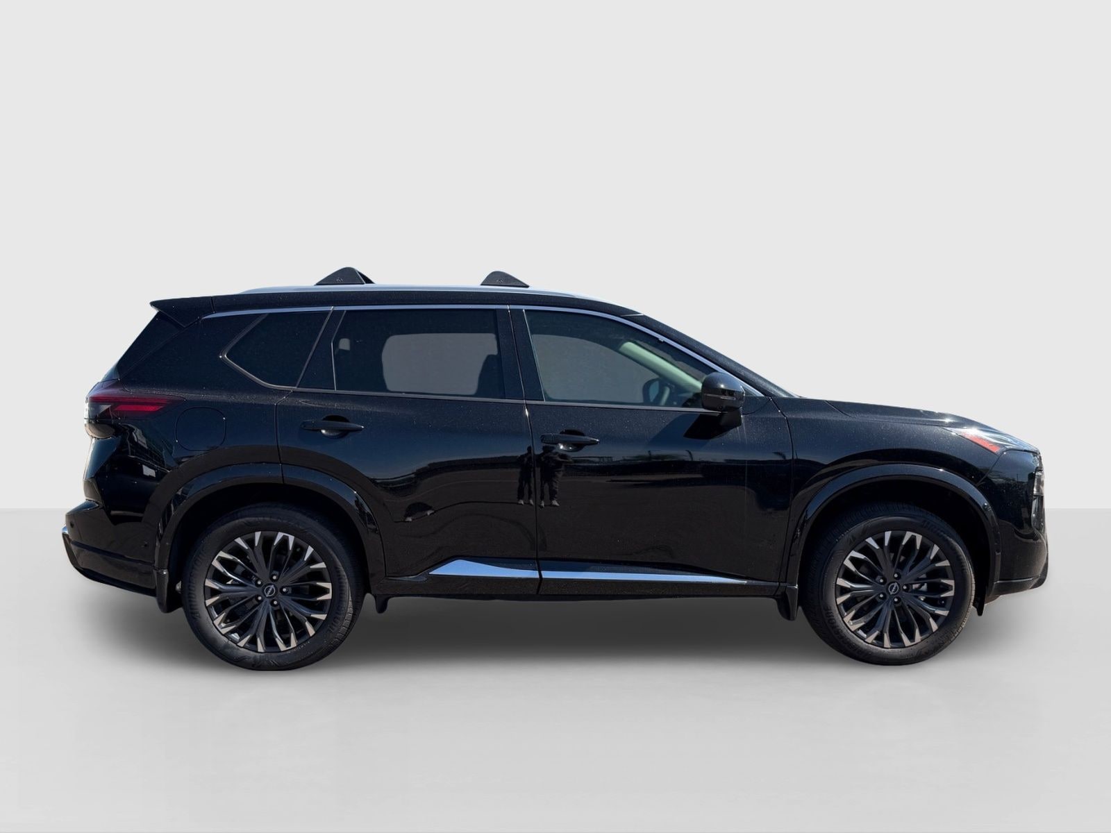 2026 Nissan Rogue Platinum - Photo 7