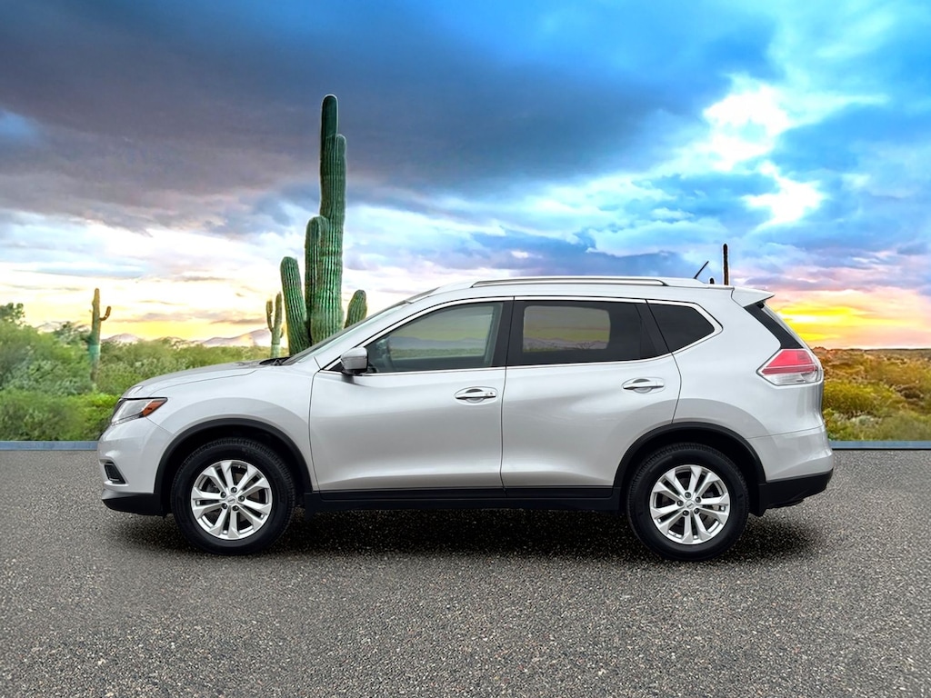 Used 2015 Nissan Rogue SV SUV