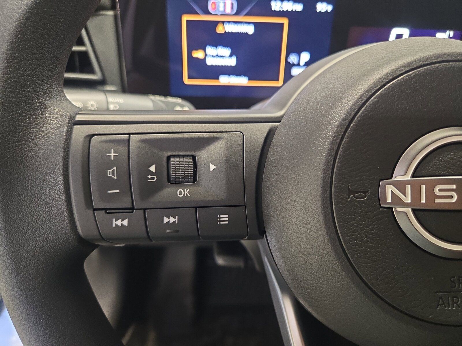 2026 Nissan KICKS SV - Photo 14