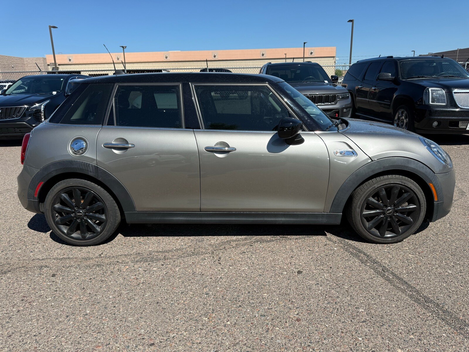 2020 Mini Cooper 4 Door Hardtop Signature photo 4