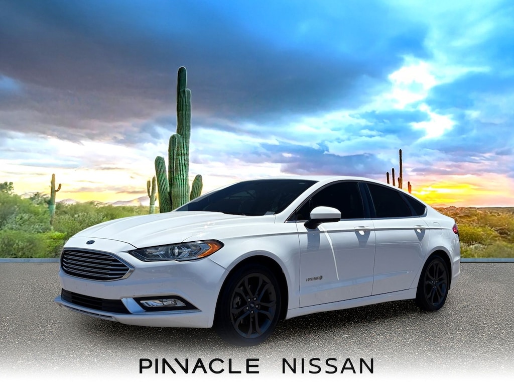 Used 2018 Ford Fusion Hybrid SE Sedan