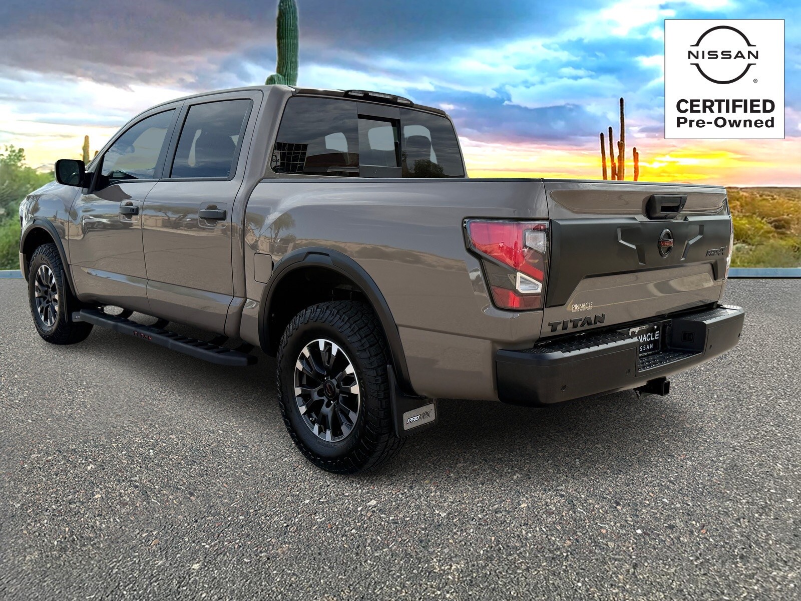 2021 Nissan Titan PRO-4X photo 4