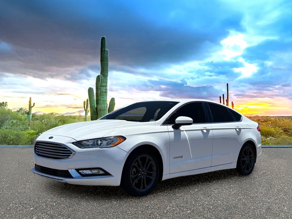 Used 2018 Ford Fusion Hybrid SE Sedan