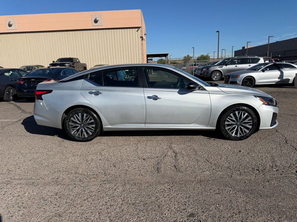 Certified 2024 Nissan Altima 2.5 SV Sedan