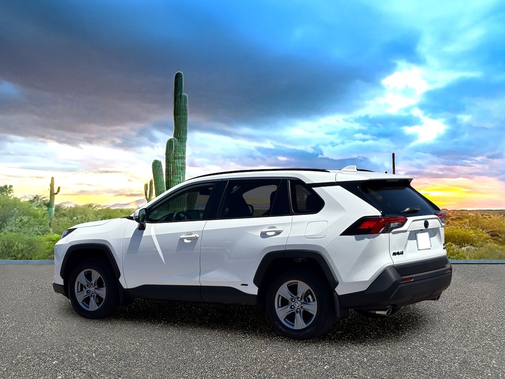 Used 2024 Toyota RAV4 Hybrid XLE SUV