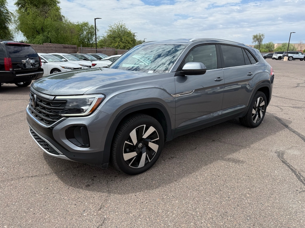 Used 2024 Volkswagen Atlas Cross Sport 2.0T SE w/Technology SUV