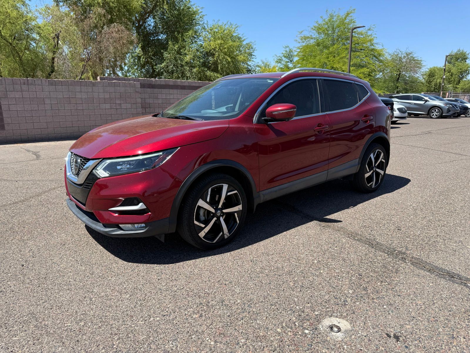 2021 Nissan Rogue Sport SL FWD's photo