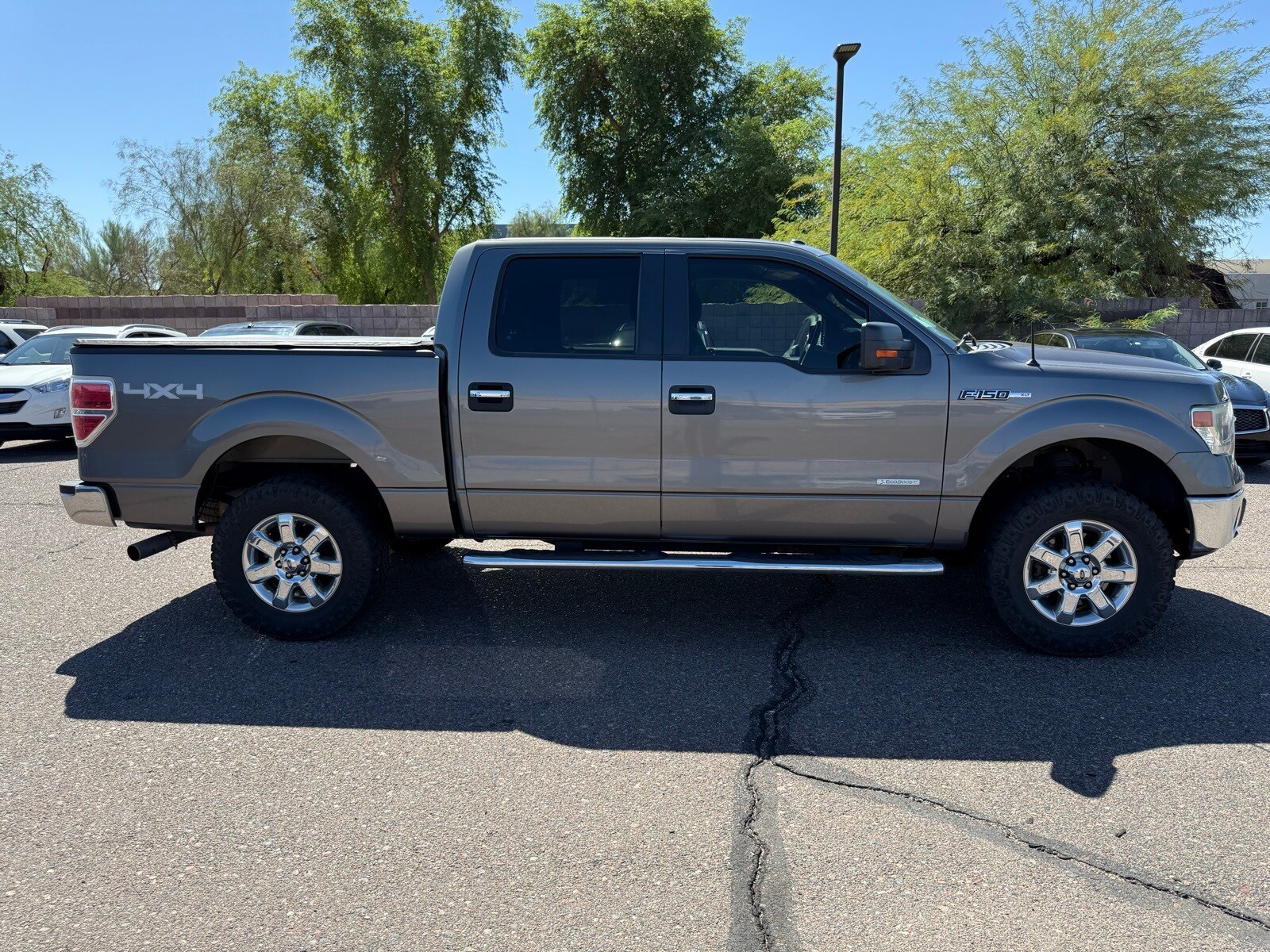 2014 Ford F-150 XLT photo 4