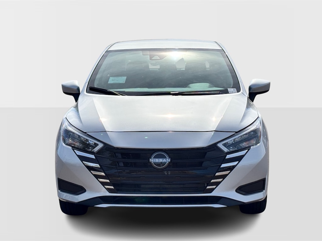New 2025 Nissan Versa 1.6 SV Sedan