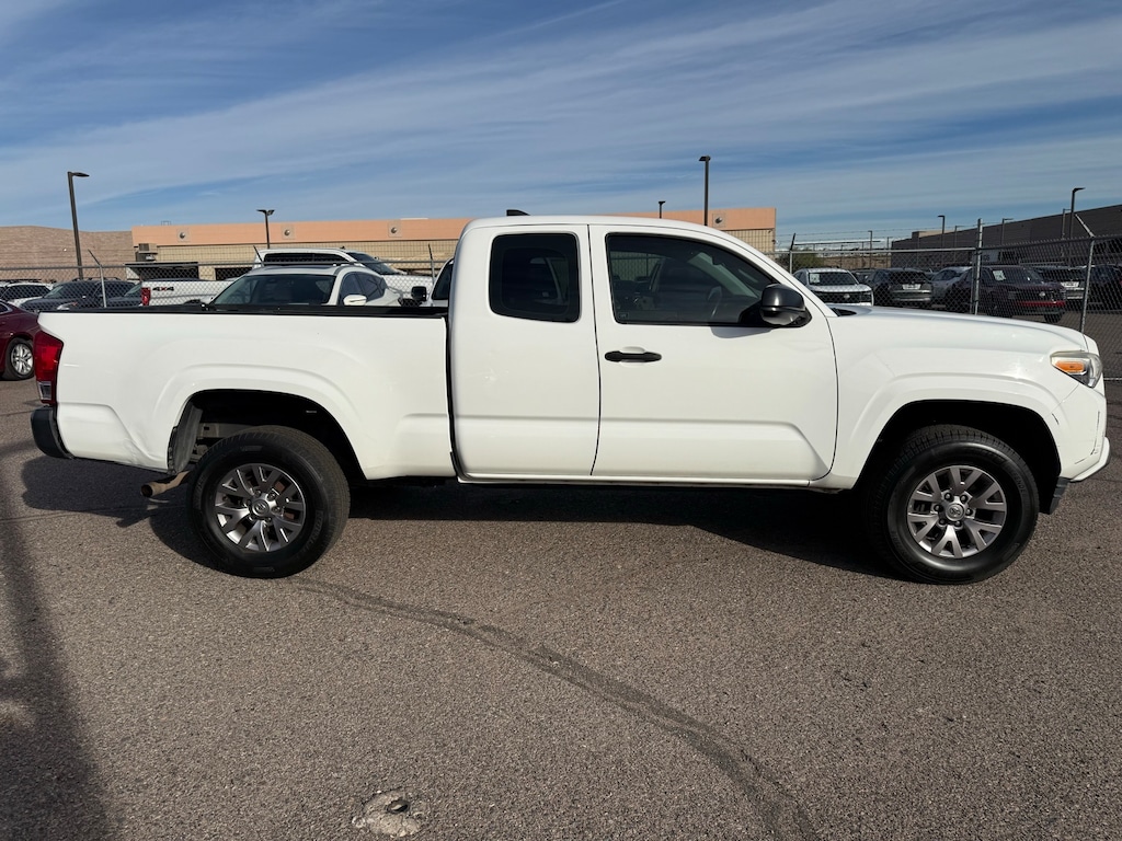 Used 2016 Toyota Tacoma SR Truck Access Cab