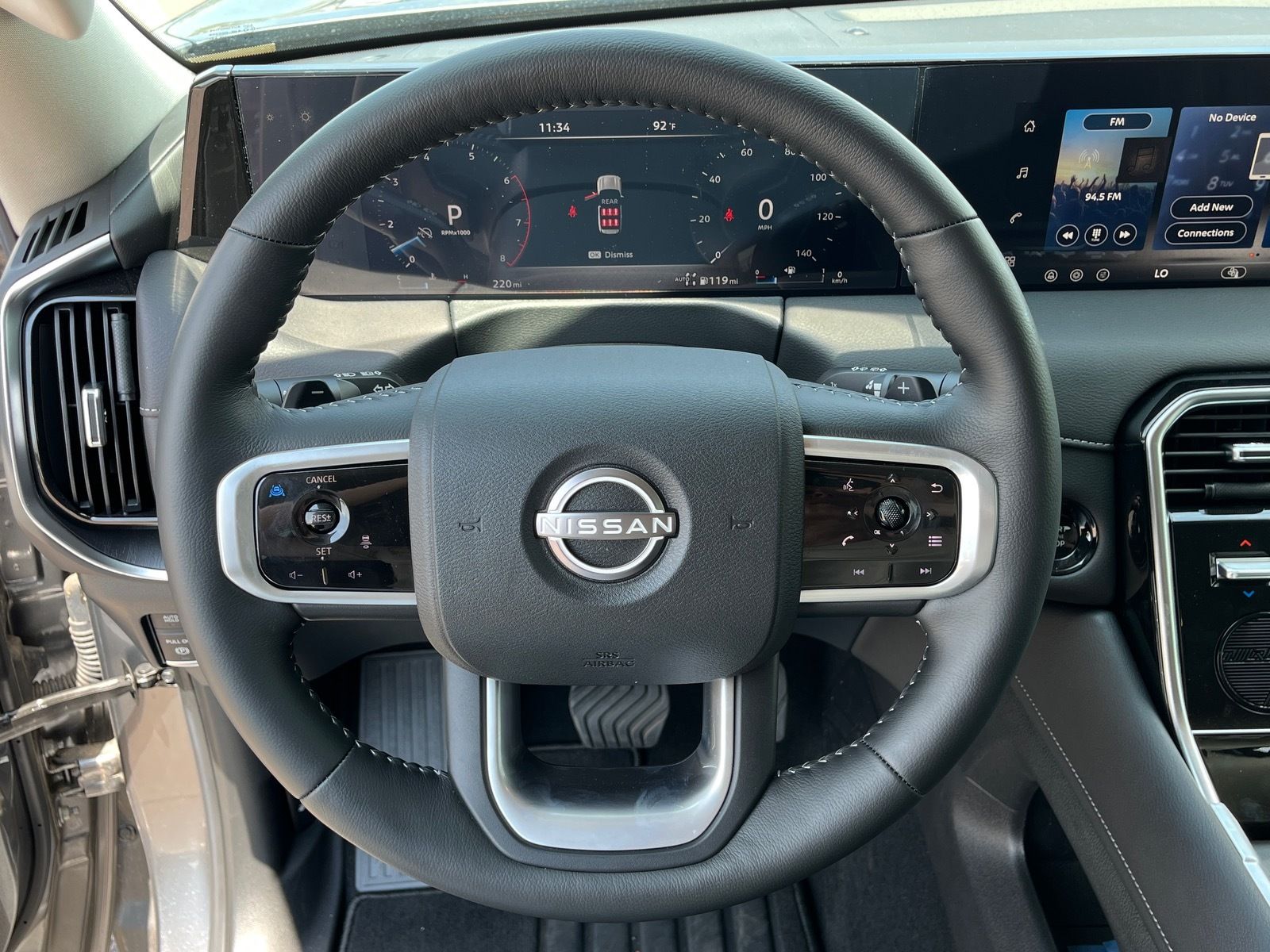 2026 Nissan Armada SV - Photo 18