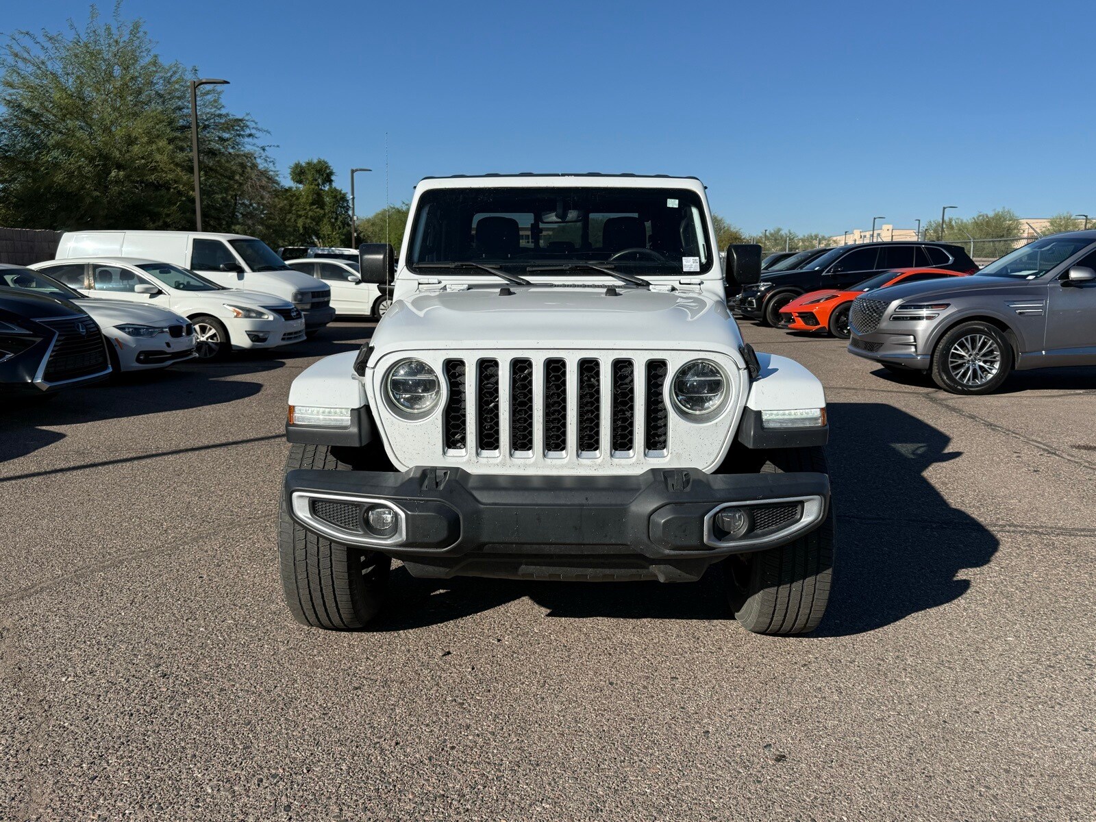 2020 Jeep Gladiator Overland photo 2
