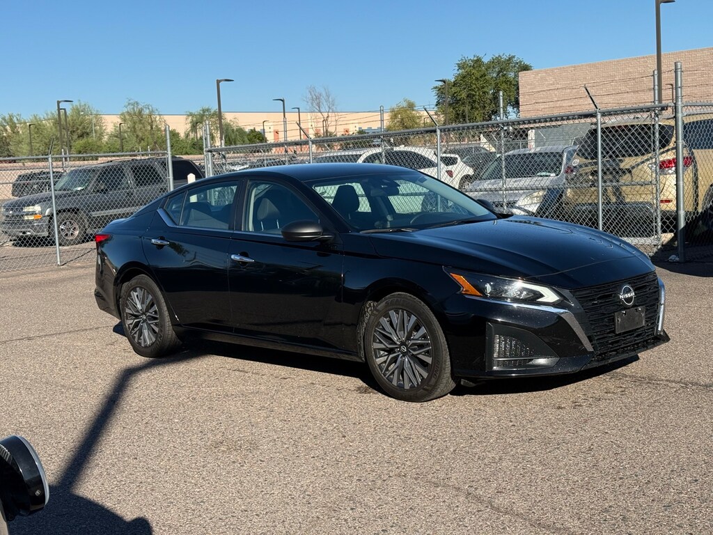 Certified 2024 Nissan Altima 2.5 SV Sedan
