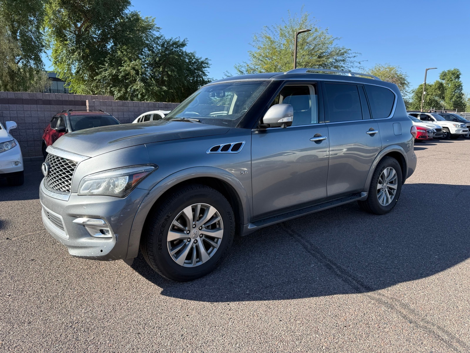 2017 INFINITI QX80