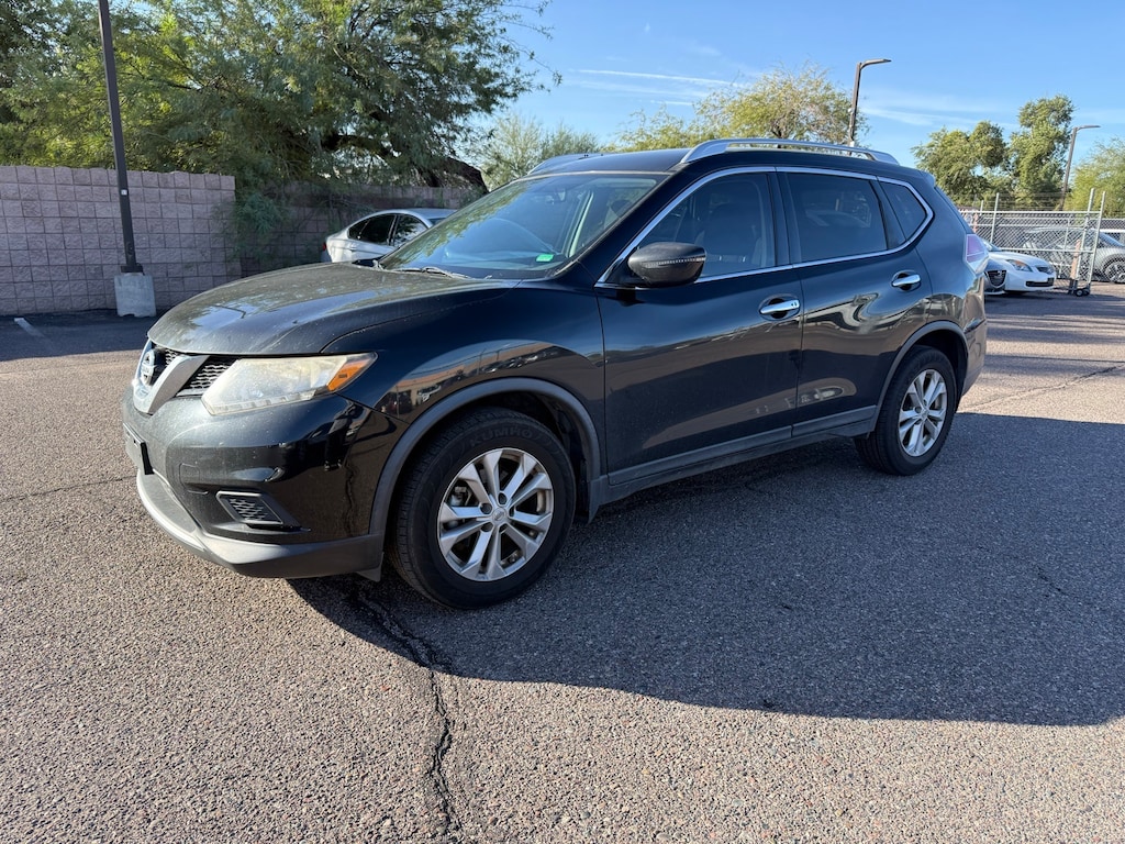 Used 2016 Nissan Rogue SV SUV