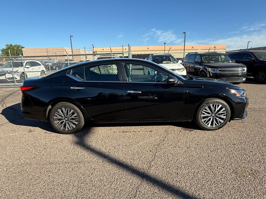Certified 2024 Nissan Altima 2.5 SV Sedan