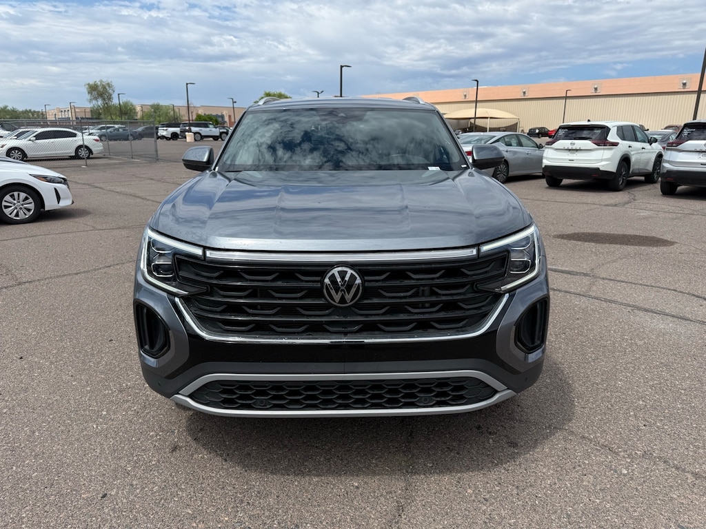Used 2024 Volkswagen Atlas Cross Sport 2.0T SE w/Technology SUV