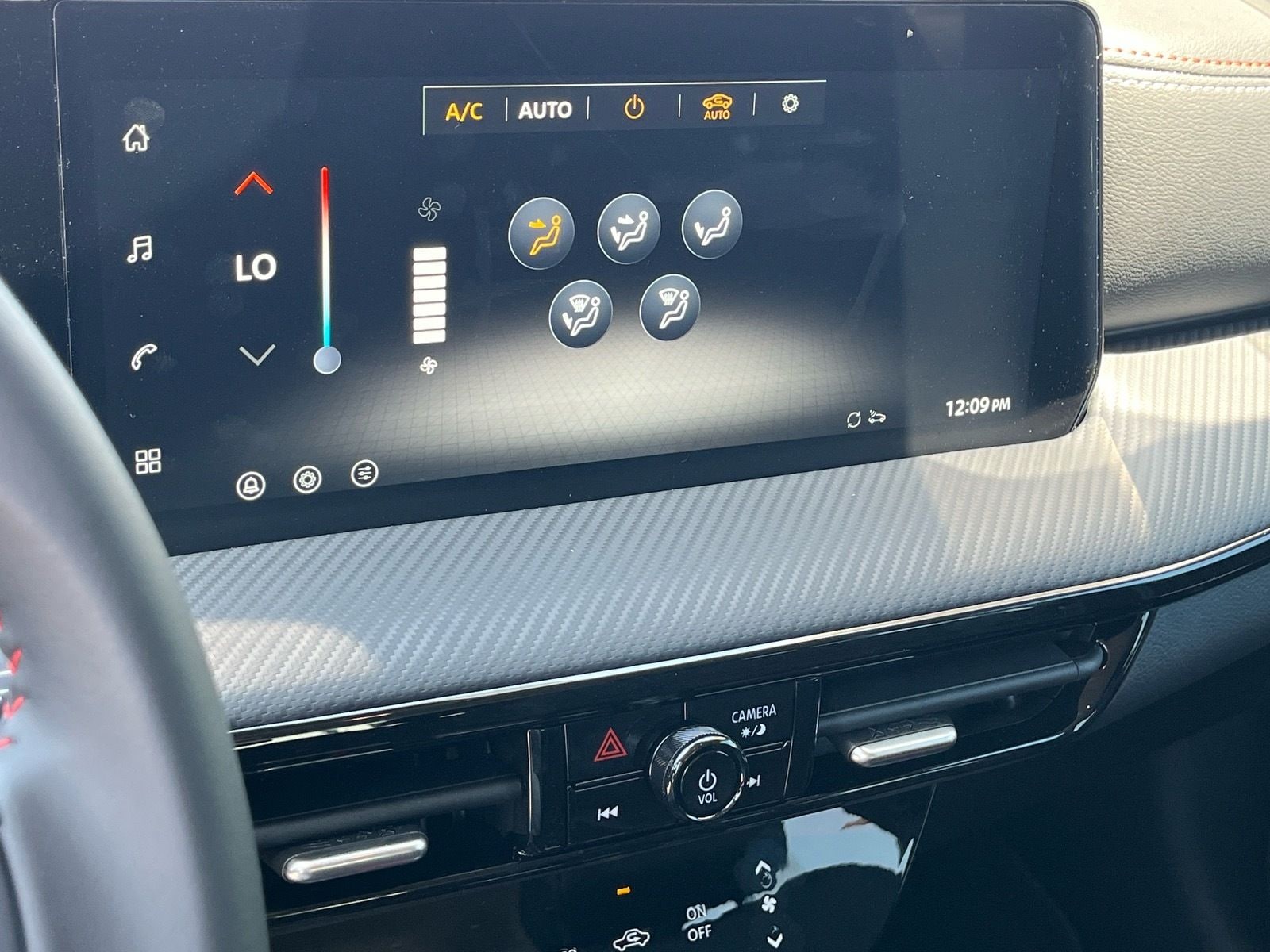 2026 Nissan KICKS SR - Photo 24