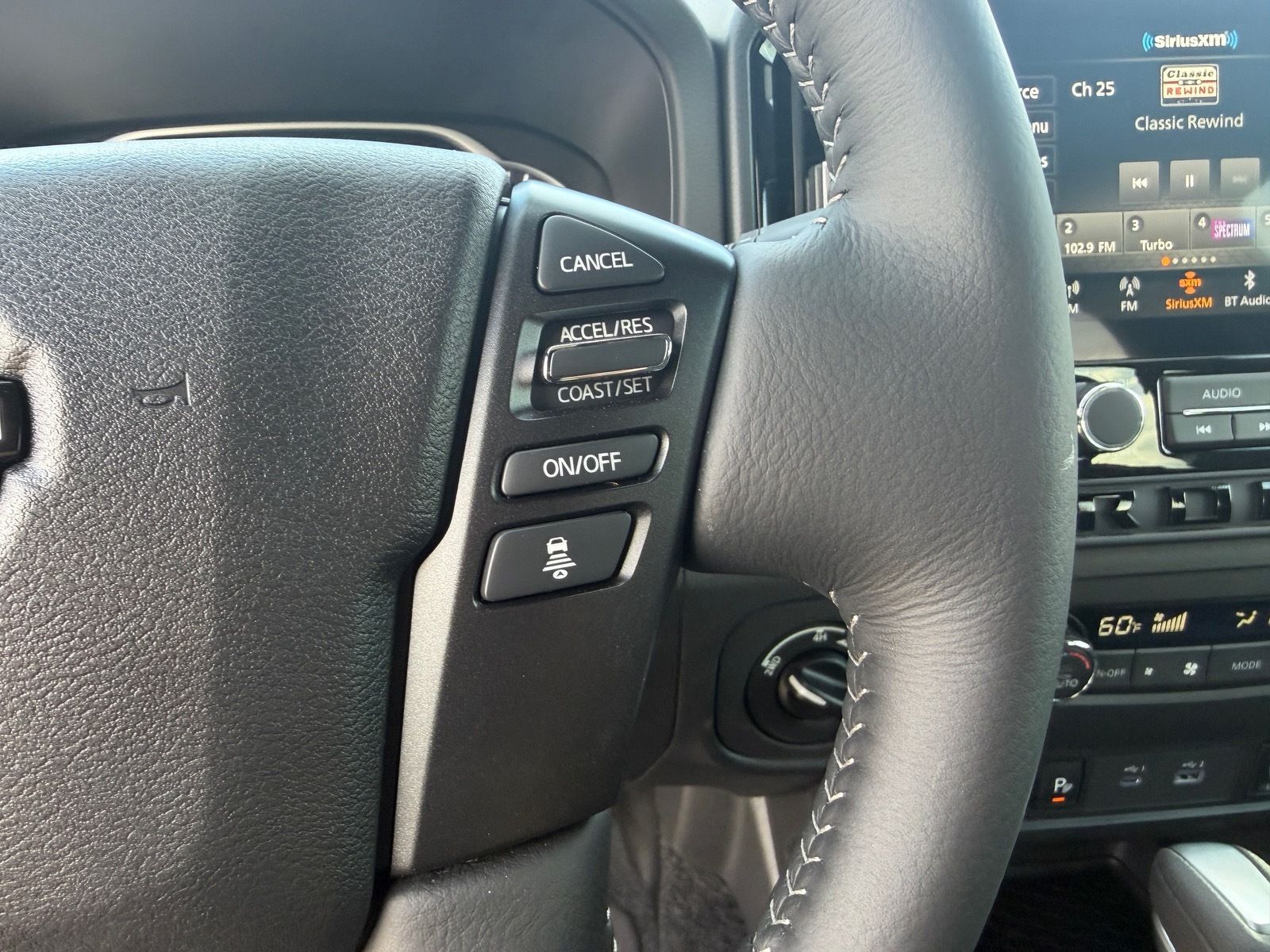 2026 Nissan Frontier SV - Photo 17