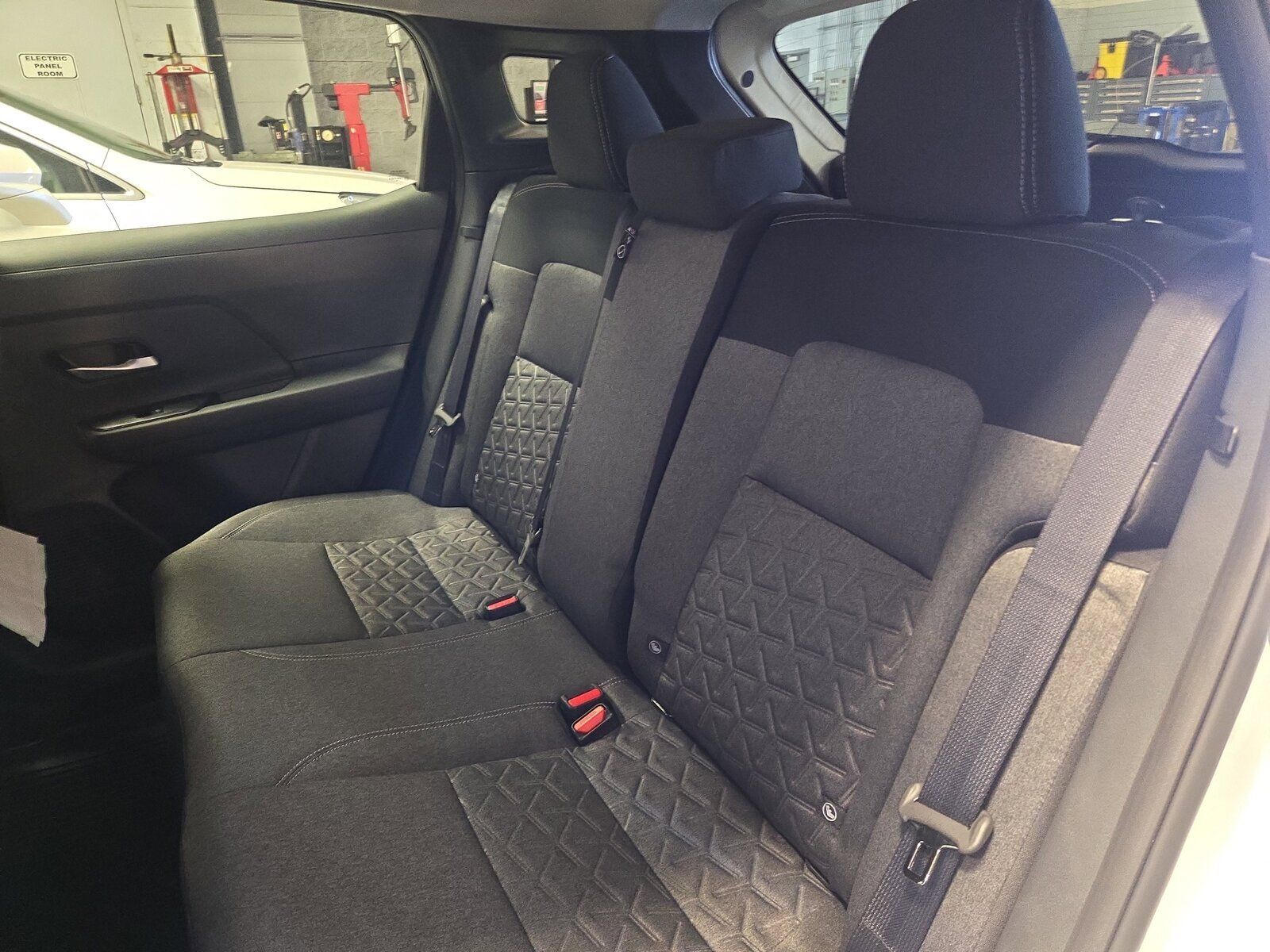 2026 Nissan KICKS SV - Photo 12