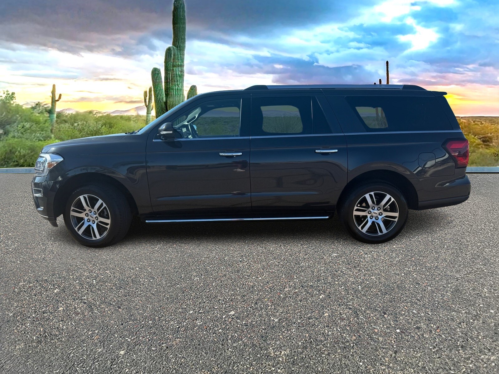 2023 Ford Expedition MAX Limited photo 3