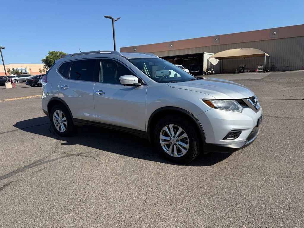 Used 2015 Nissan Rogue SV SUV