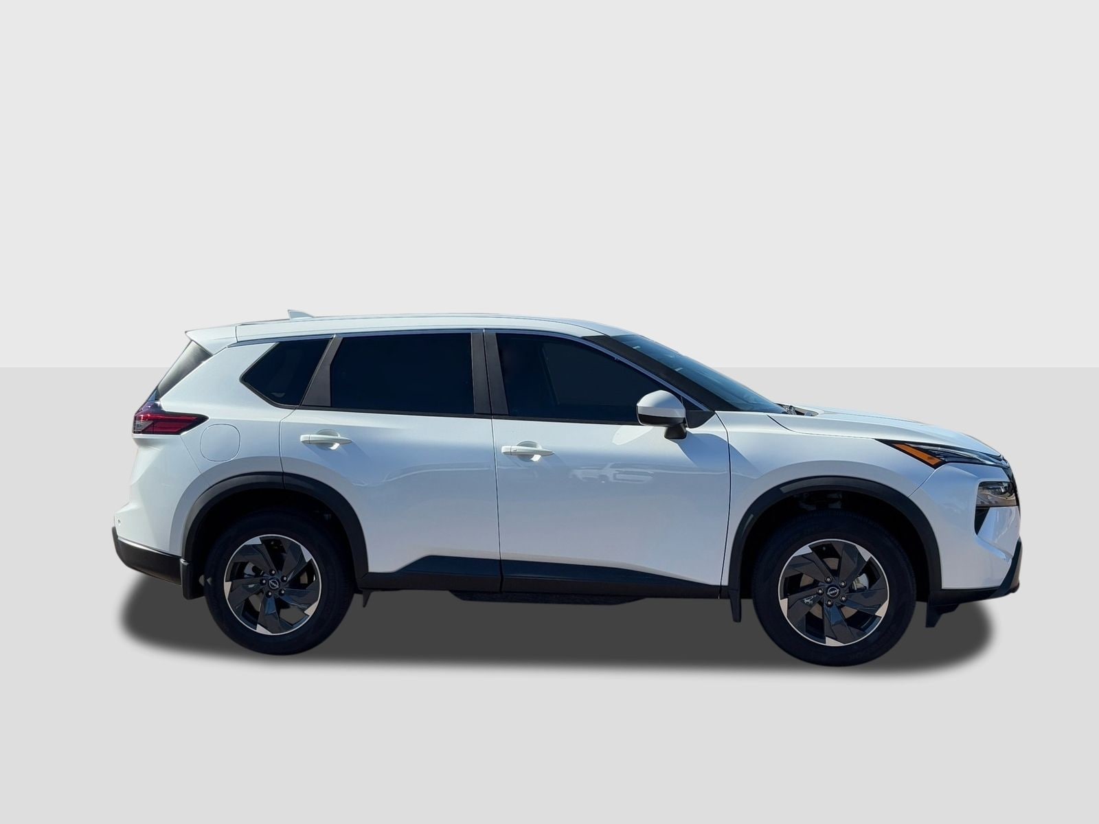 2026 Nissan Rogue SV - Photo 7