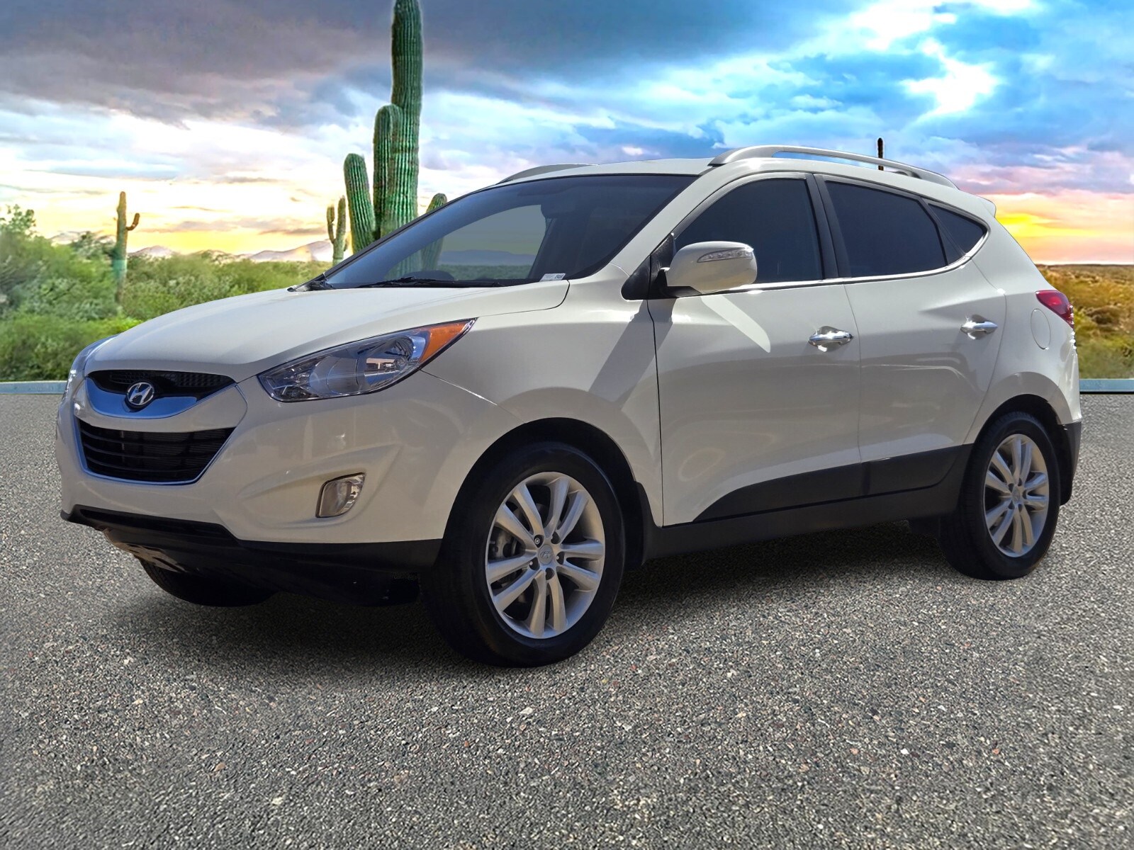 2013 Hyundai Tucson Limited photo 2