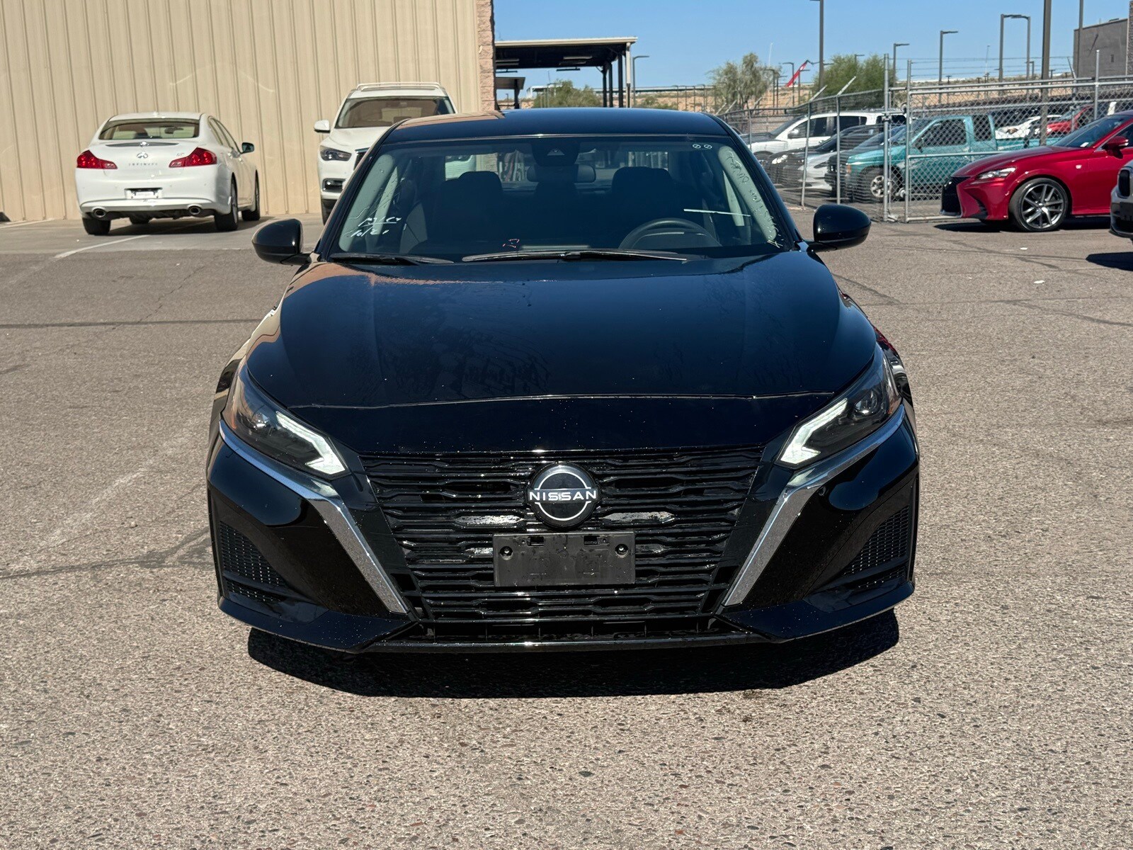 2023 Nissan Altima 2.5 S photo 2