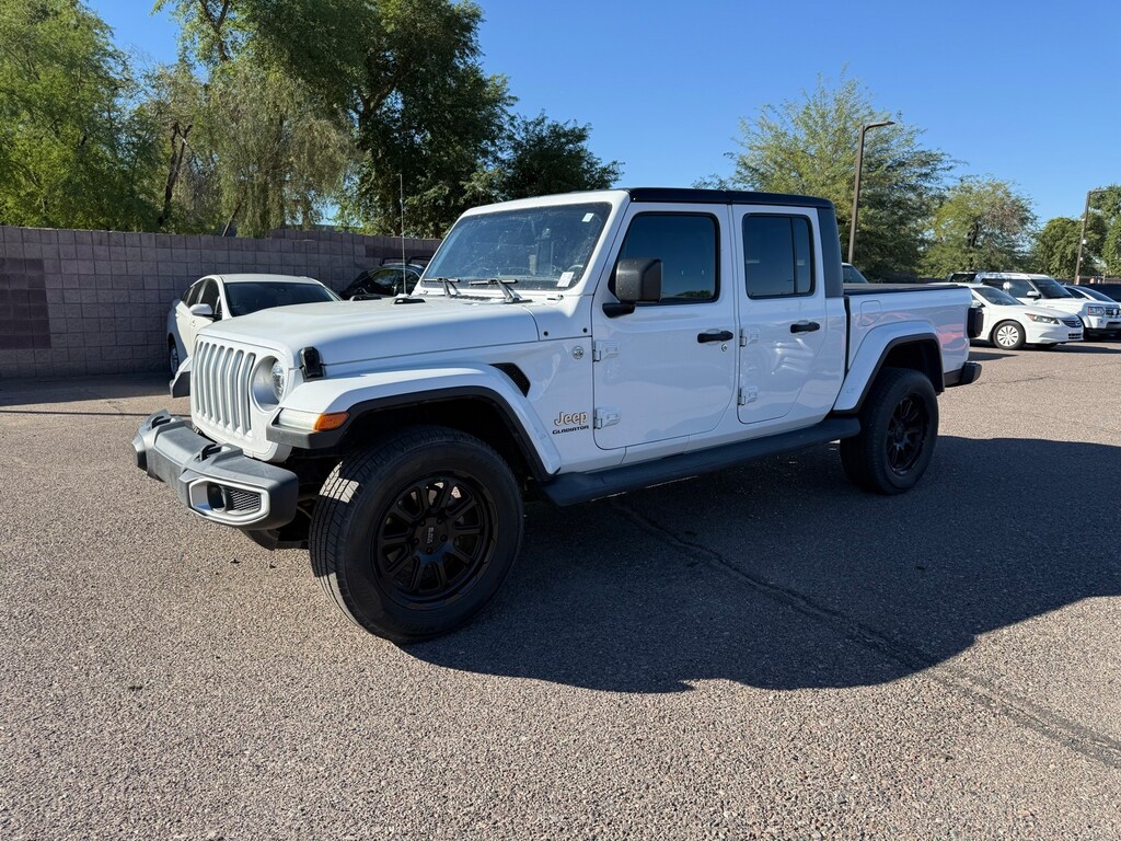 Used 2020 Jeep Gladiator Overland Truck Crew Cab
