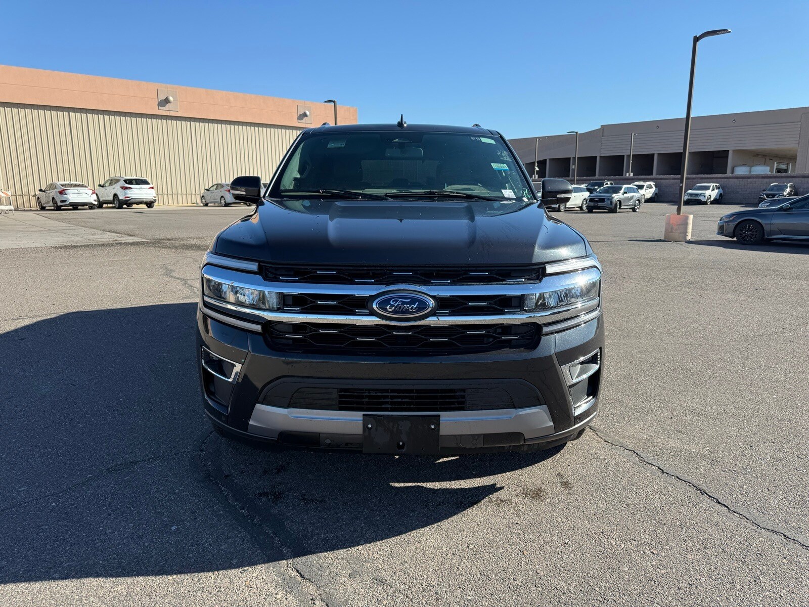 2024 Ford Expedition Limited photo 2