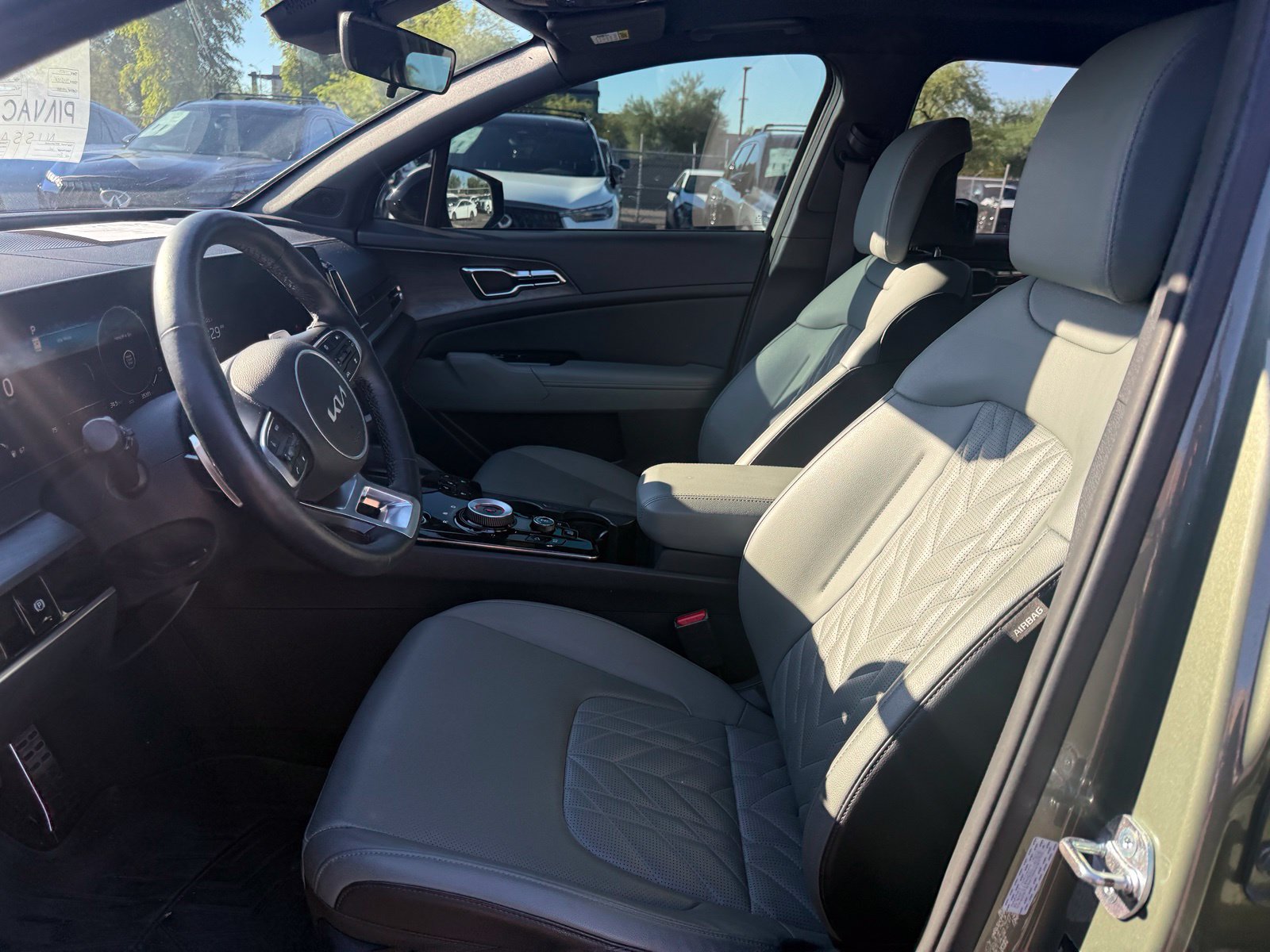 Used 2024 Jungle Green Kia X-Line Prestige image 12