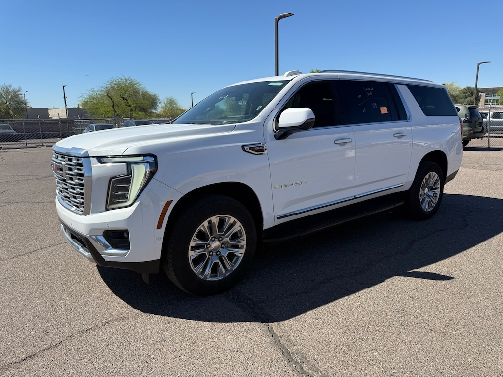 Used 2025 GMC Yukon XL Denali SUV