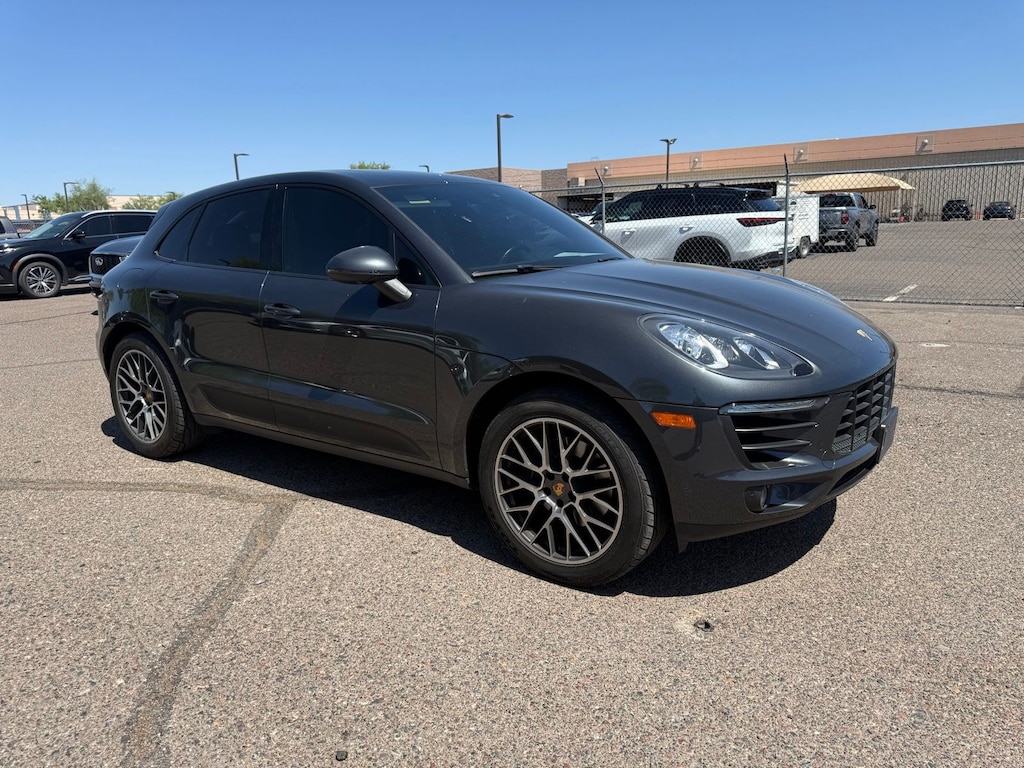 Used 2018 Porsche Macan SUV