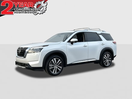 2025 Nissan Pathfinder Platinum SUV