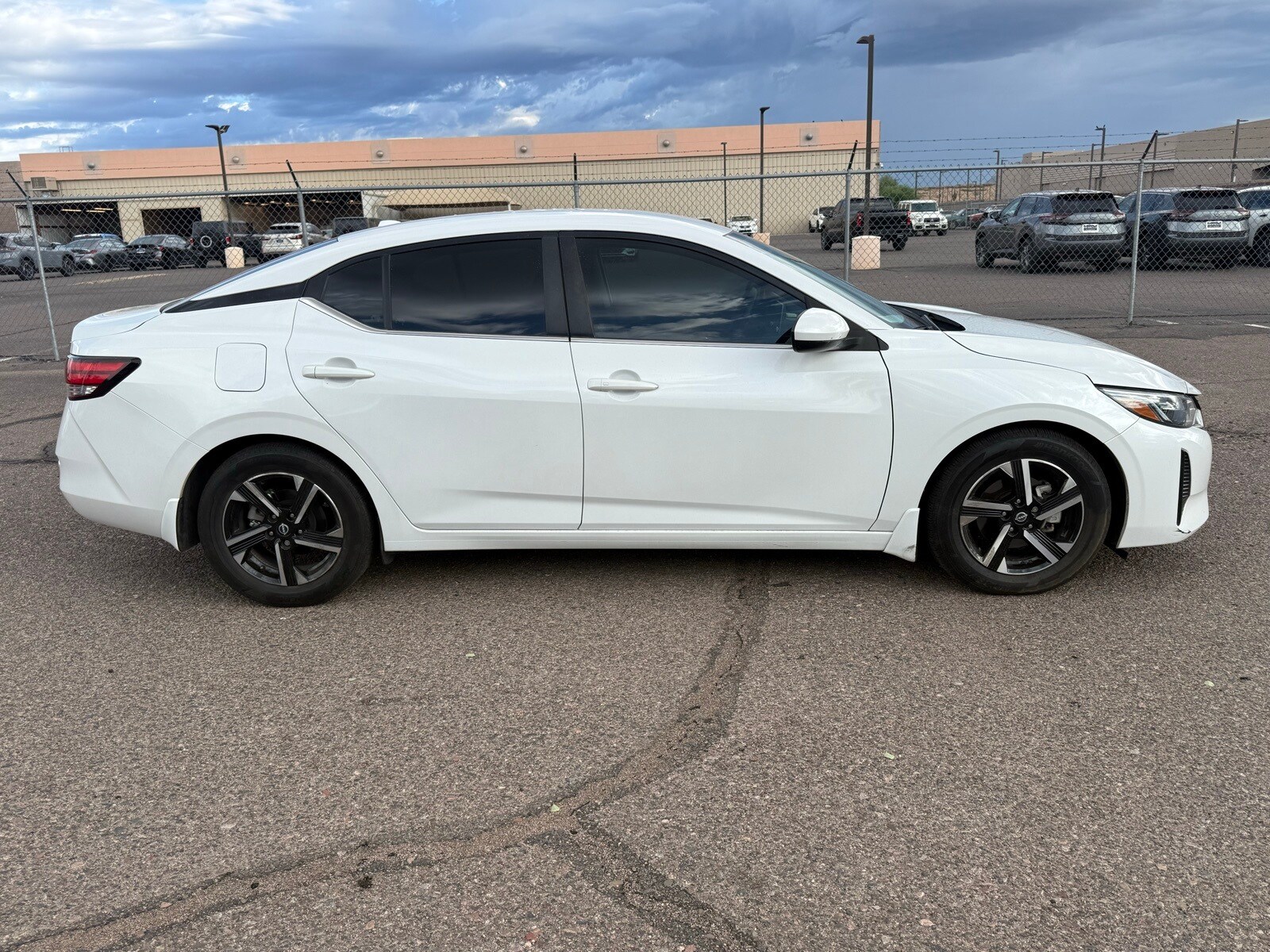 2024 Nissan Sentra SV photo 4
