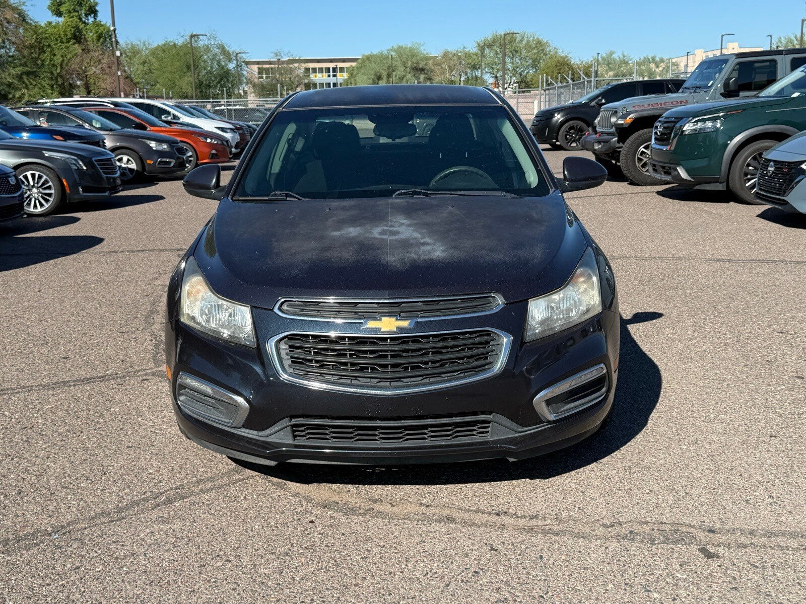 2015 Chevrolet Cruze photo 2