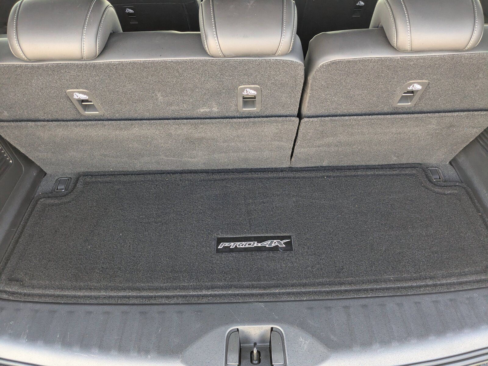 2026 Nissan Armada PRO-4X - Photo 26