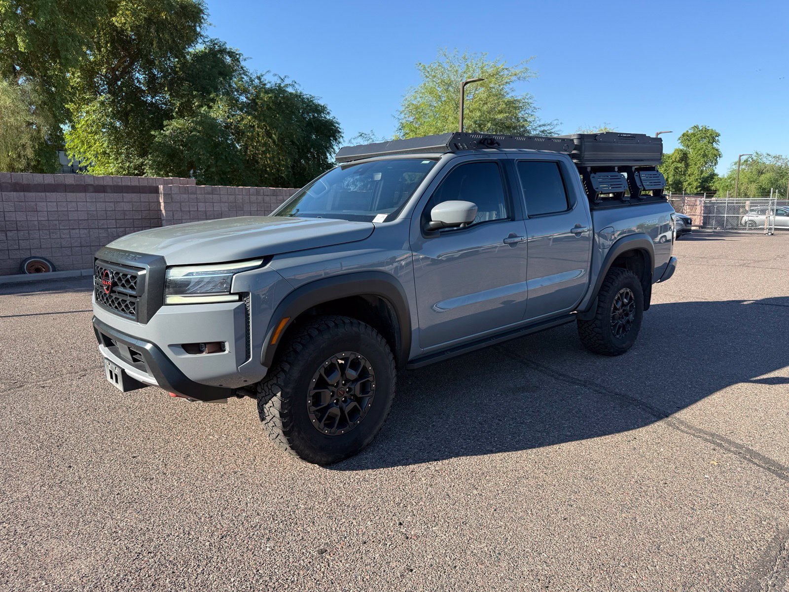 Boulder Gray Pearl 2023 Nissan Frontier Pickup Truck Four-Wheel Drive 9-Speed Automatic