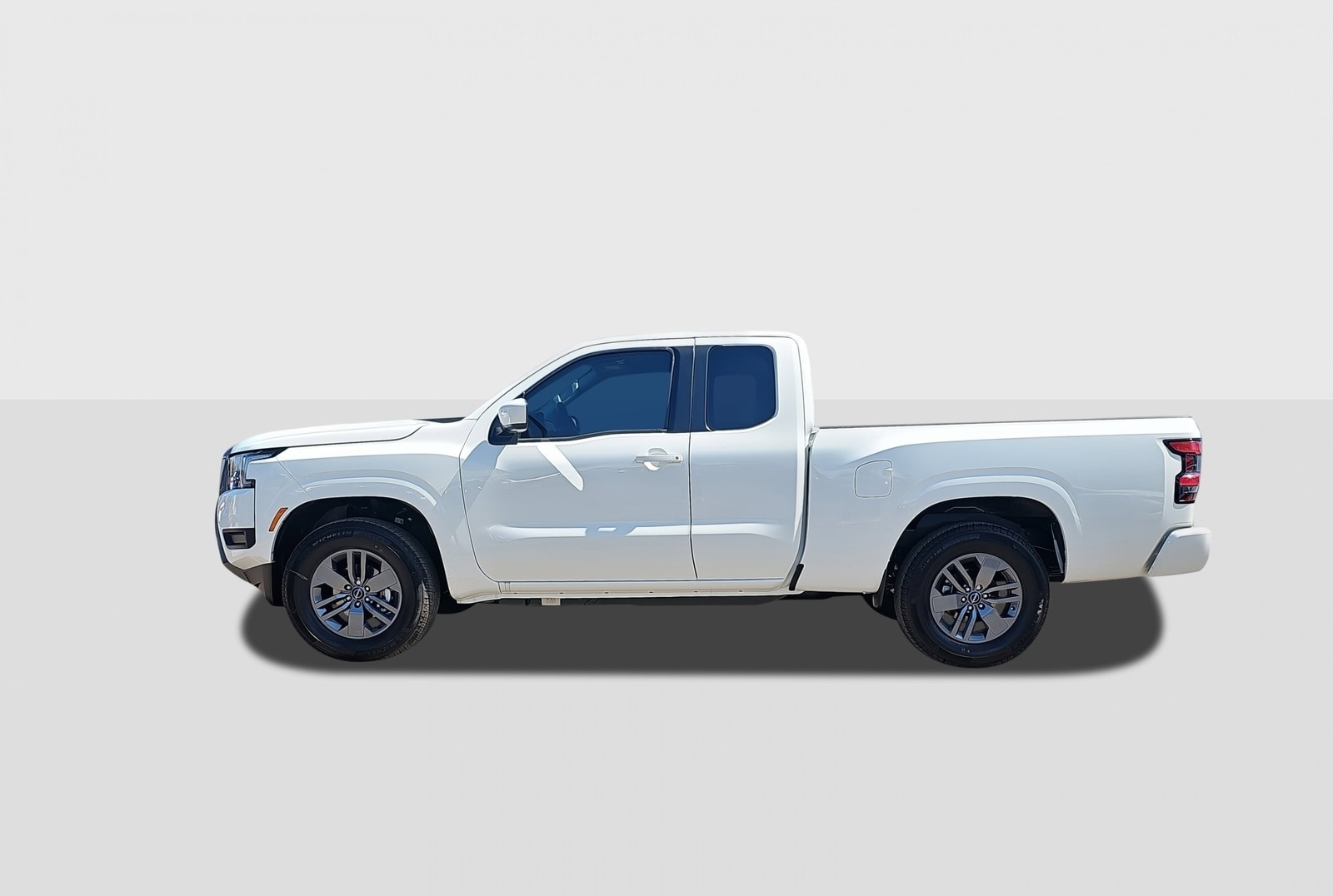Image 8 of 2025 Nissan Frontier