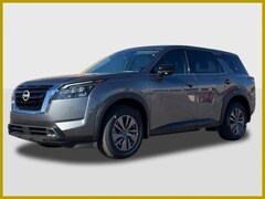 2025 Nissan Pathfinder S SUV