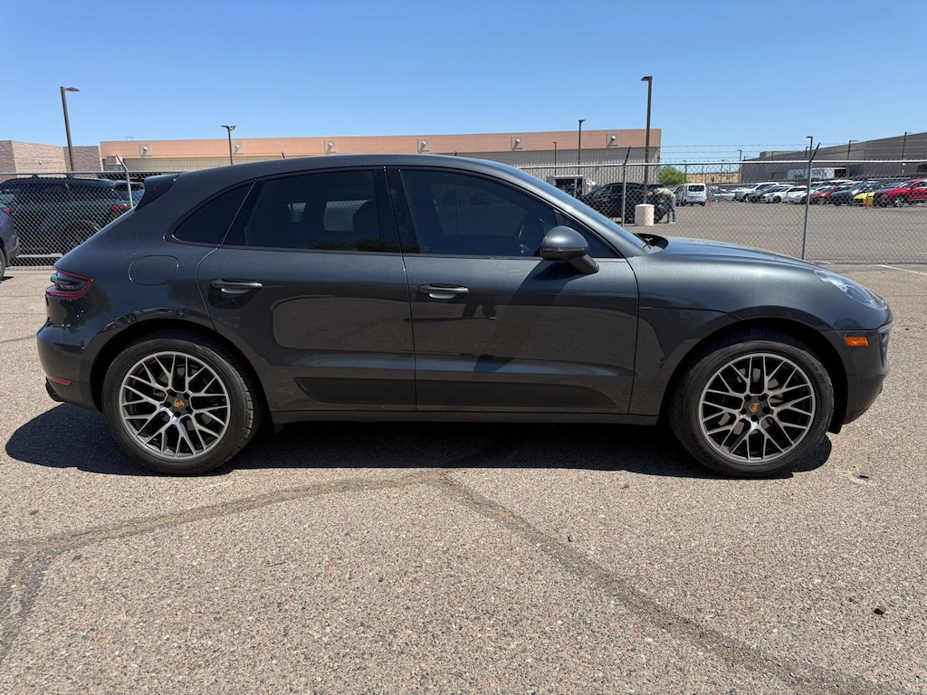 Used 2018 Porsche Macan SUV