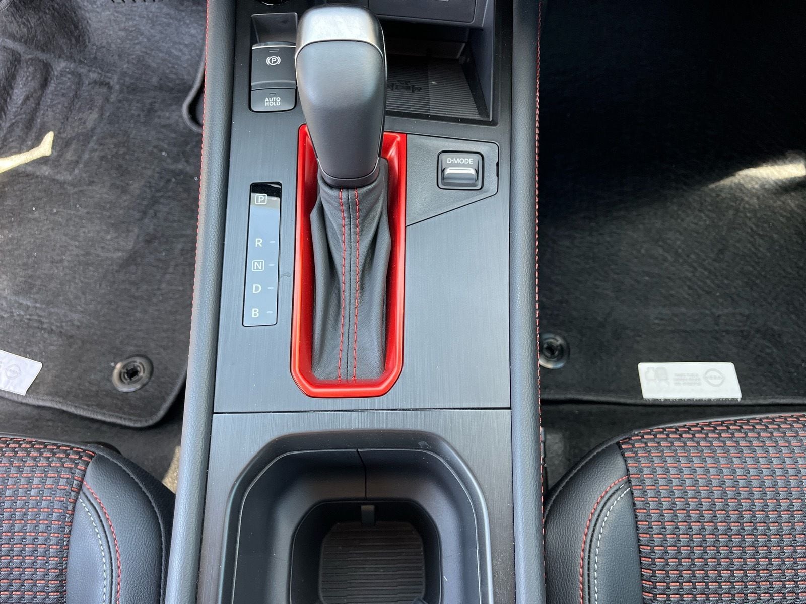 2026 Nissan KICKS SR - Photo 27
