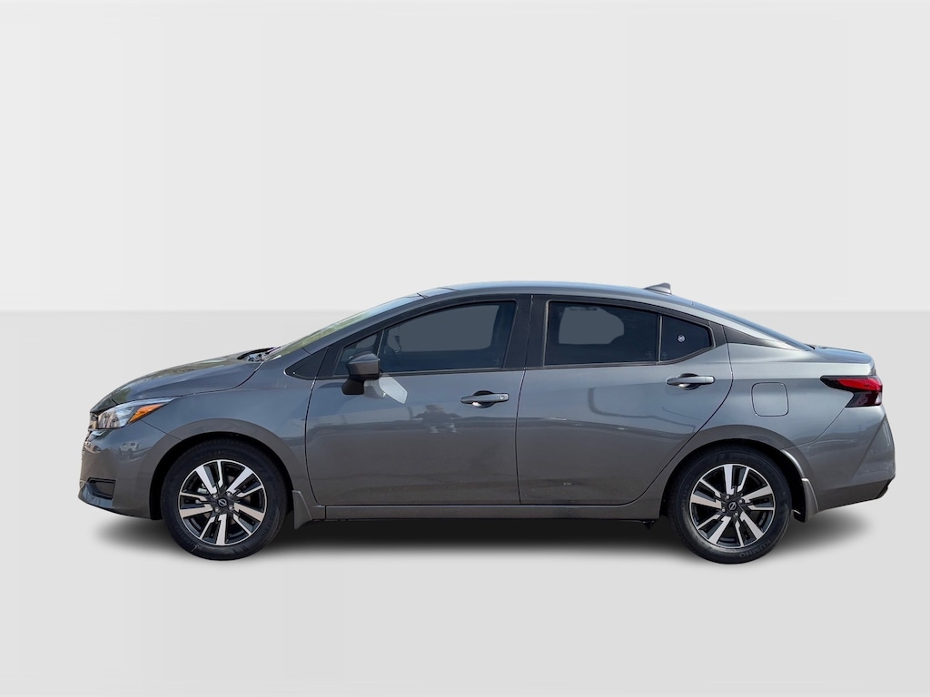 New 2025 Nissan Versa 1.6 SV Sedan