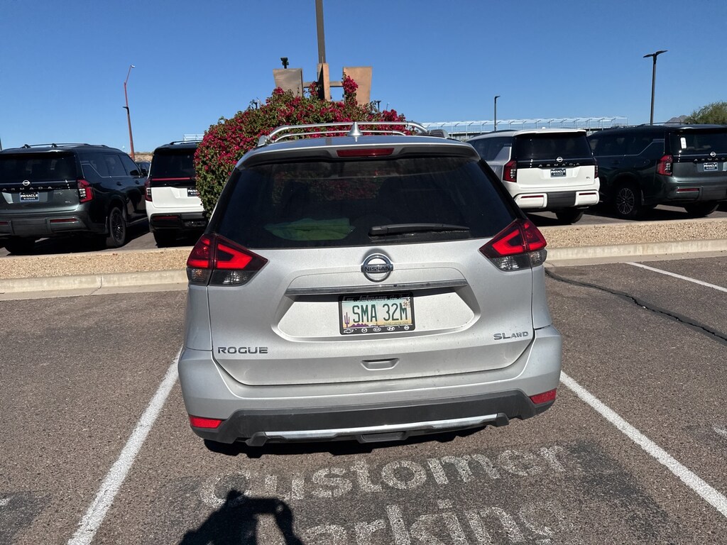 Used 2017 Nissan Rogue SL SUV
