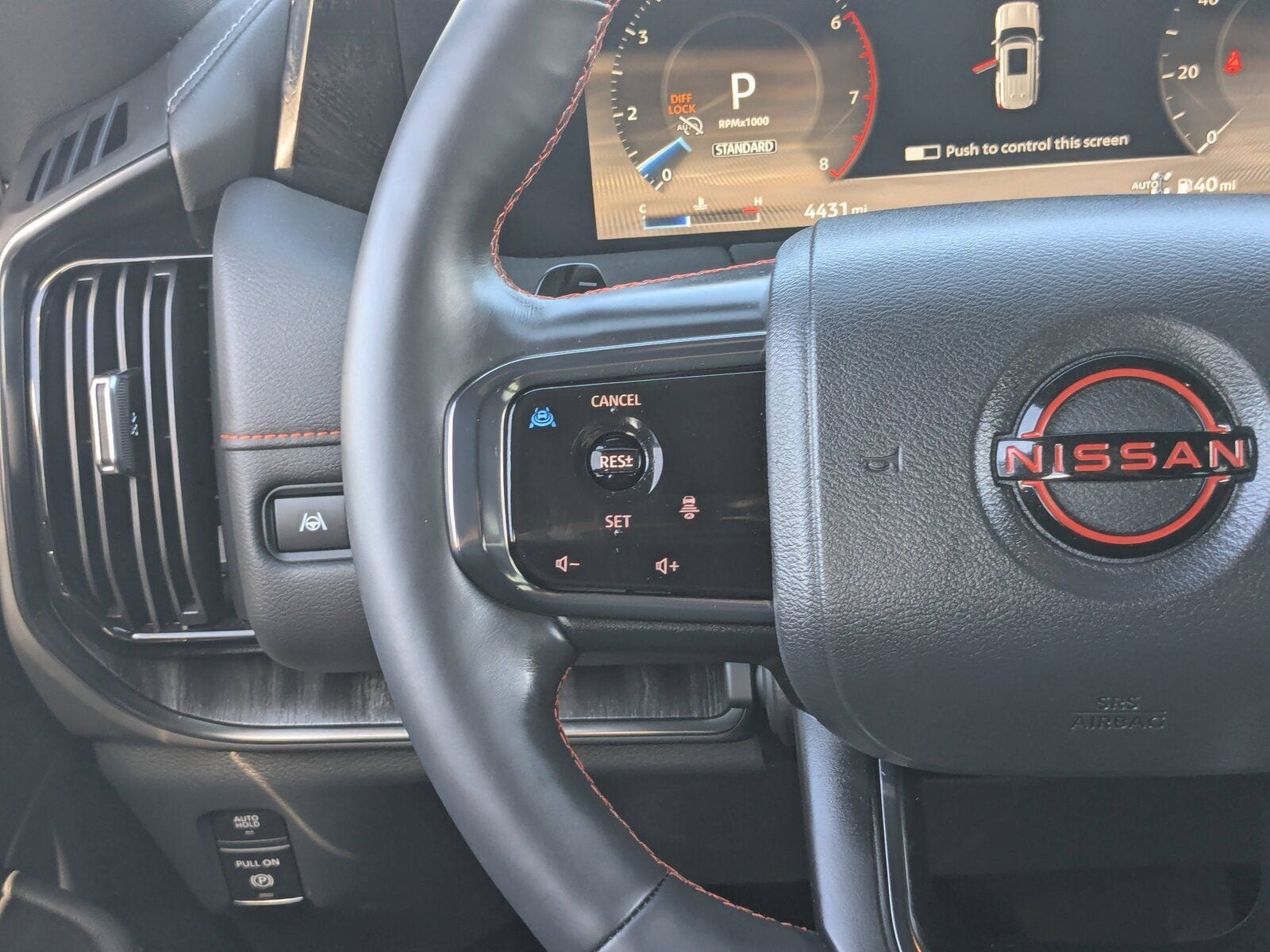 2026 Nissan Armada PRO-4X - Photo 22
