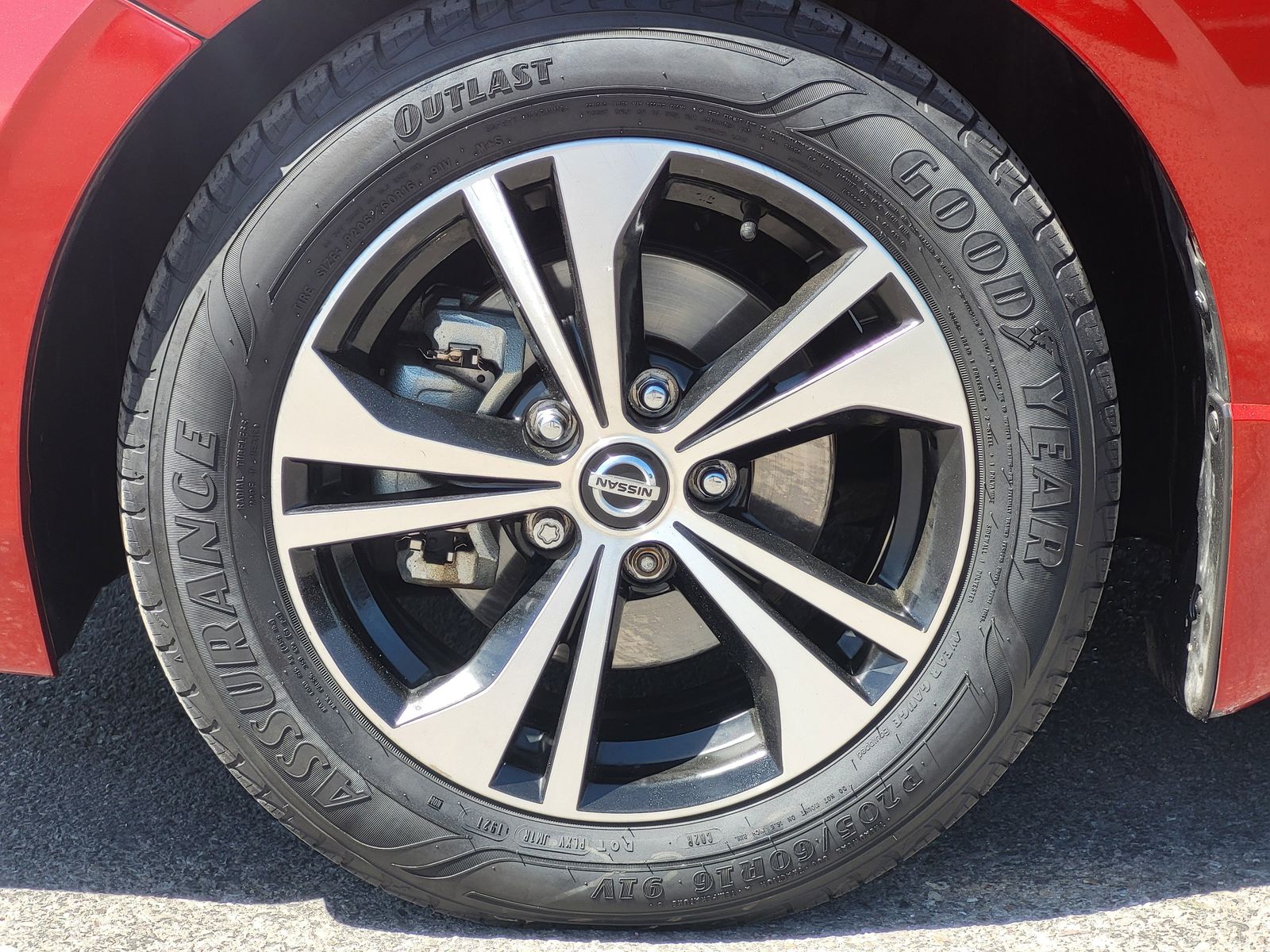 View vehicle photo 6
