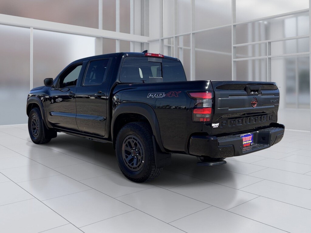 Used 2025 Nissan Frontier PRO-4X Truck Crew Cab